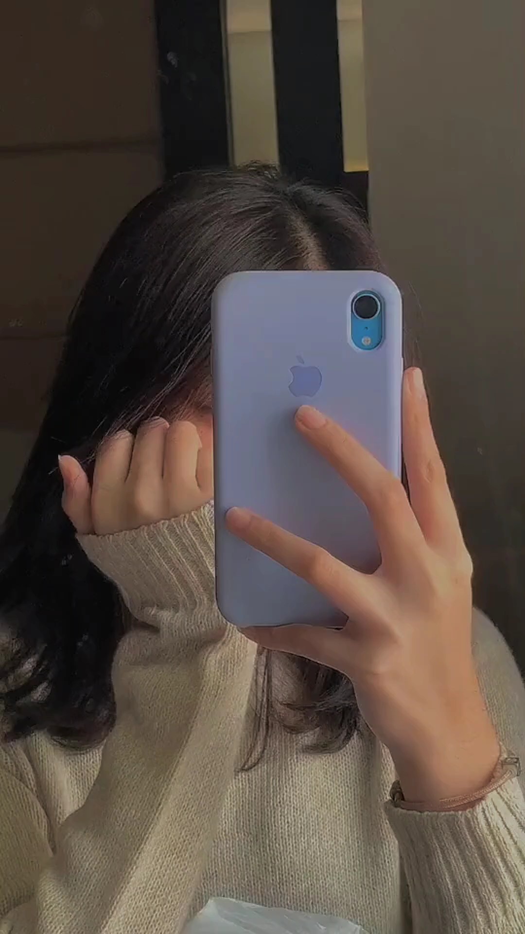 1 vidéo 4 photos