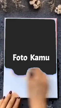 Melukis di kertas