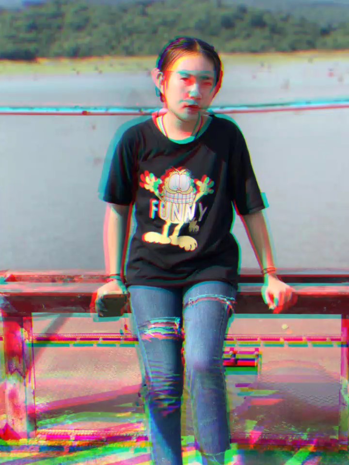 ກົດໃຈໃຫ້ນ້ອງແດ່