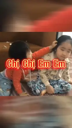 Mẫu Chị Em