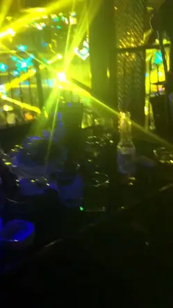 Video quán Bar