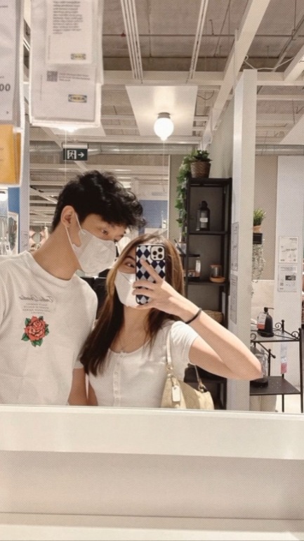 1 video + 4 foto