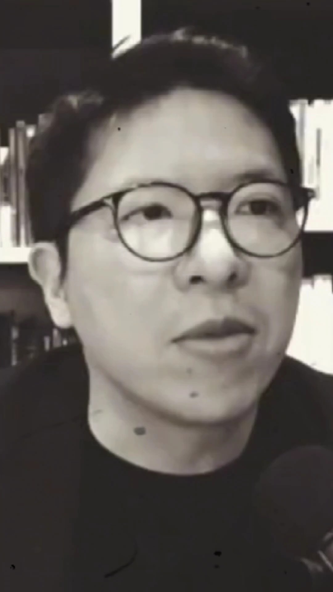 ไม่มีใครเข้าใจเราได้