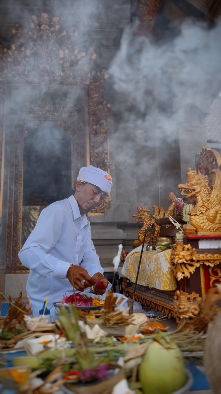 Piodalan Bali