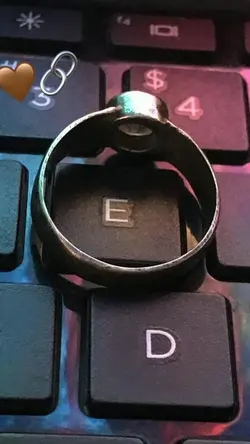 letter e