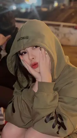 Hãy để con trai bà