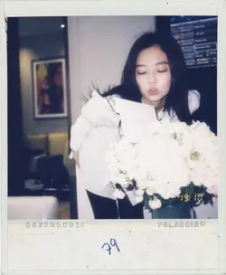 motive-ariana grande