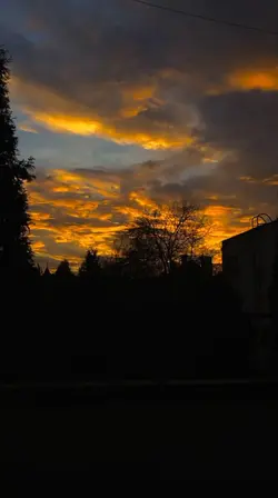 sunset menjelang mlm