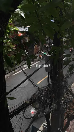 TÌNH YÊU LÀ GÌ NHỜ ?