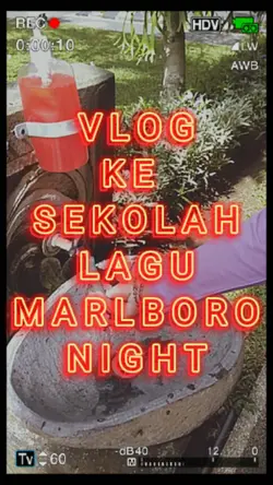 KE SEKOLAH