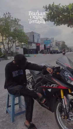 Biarkan OrangTertawa