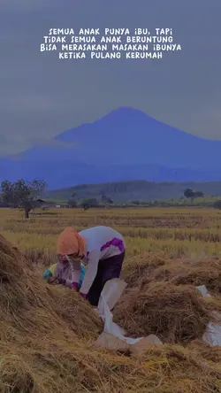 Merasakan masakn ibu
