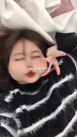 Yêu anh đi em ơi