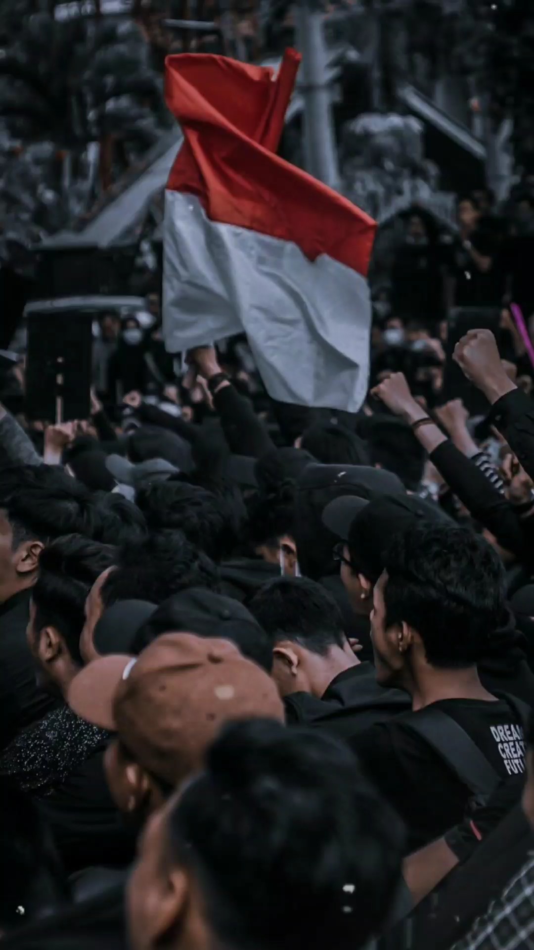 lirik lagu iwan fals
