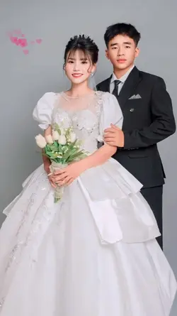 Mẫu Hmoob cưới 