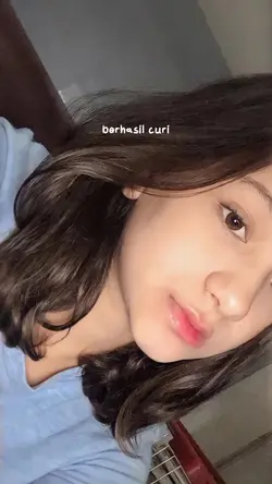 LIRIK LAGU VIRAL