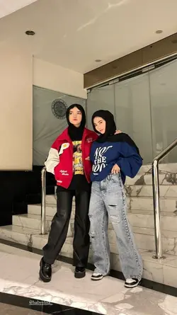 1 Video + 4 Foto