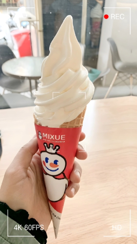 Helado Transisi 
