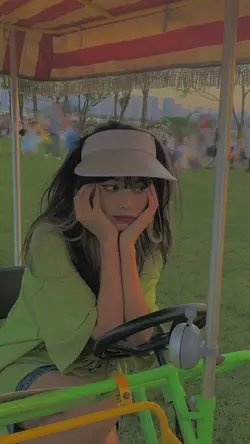1 ảnh + màu 