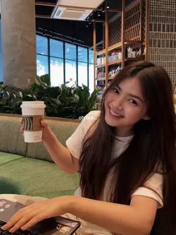 she talks kinda lazy