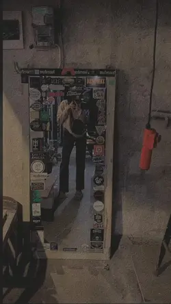lirik estetik
