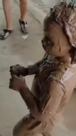 ไอ้หนูคลุกโคลน😁