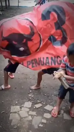 BANTENG MERAH 