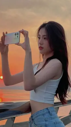 4 ảnh + 1 video 
