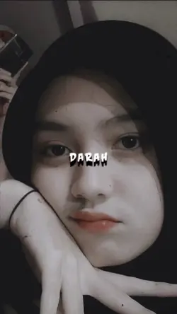Pena Warna Darah