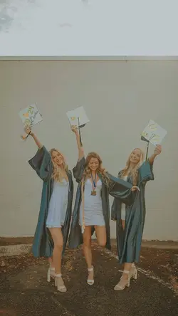 congrats!🎓