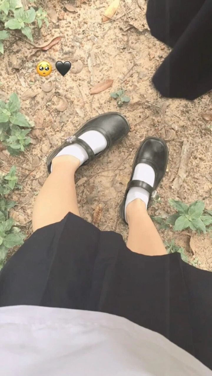 ร้องไห้เรื่องอะไรกัน