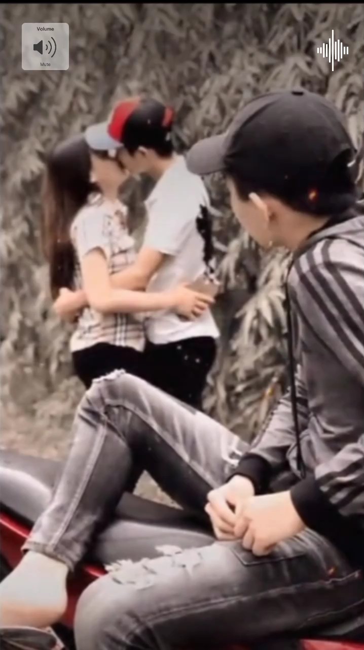 គេមិនបានស្រលាញ់យើង