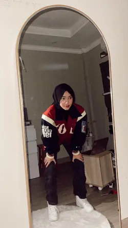 ZOOM JESSI