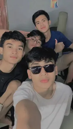 1 VIDEO 4 FOTO