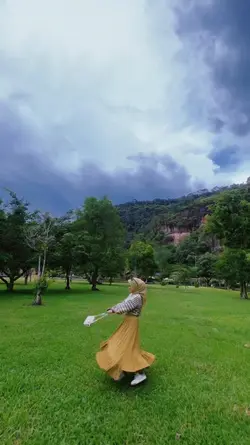 SLOWMO VIDEO