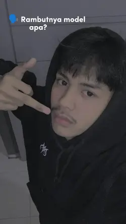Rambutnya model apa?