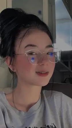 #InLoveWithThatBitch