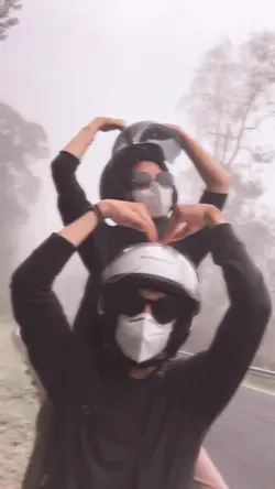 1 VIDEO + 4 FOTO