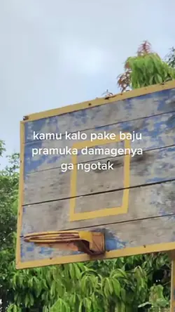 pake baju pramuka