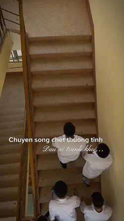 show đi cầu thang