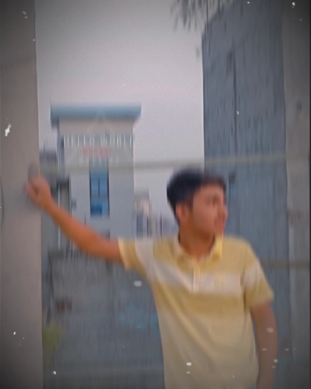 টাকা হইলে সবাই 