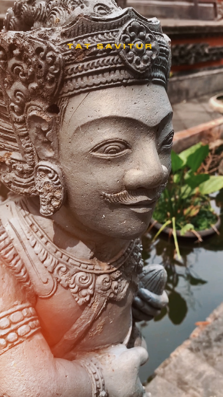 Om Bhur bhuva swaha
