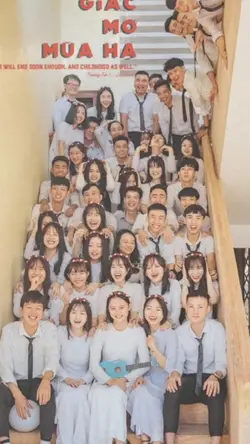 mẫu kỉ yếu 11 ảnh