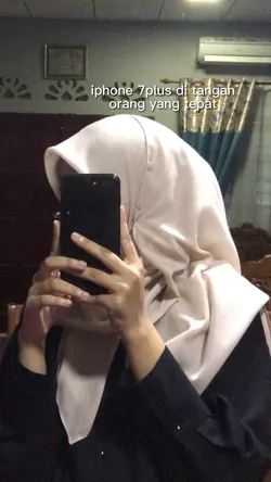 iphone ditangan org