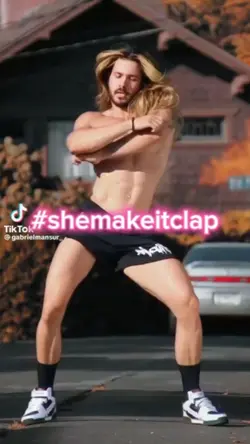 she make it clap