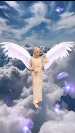 Terbang ke atas awan