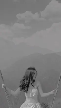 Mẫu 4 ảnh nhẹ nhàng