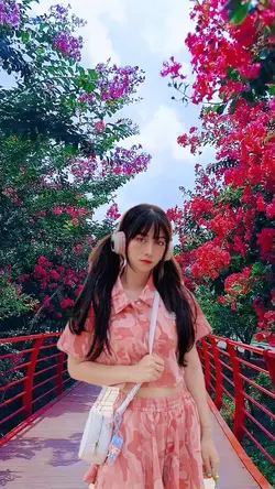 Xoá phông ghép cảnh