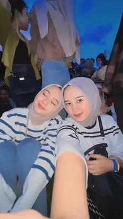 1 VIDEO 4 FOTO