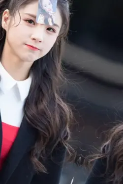 Heejin 3